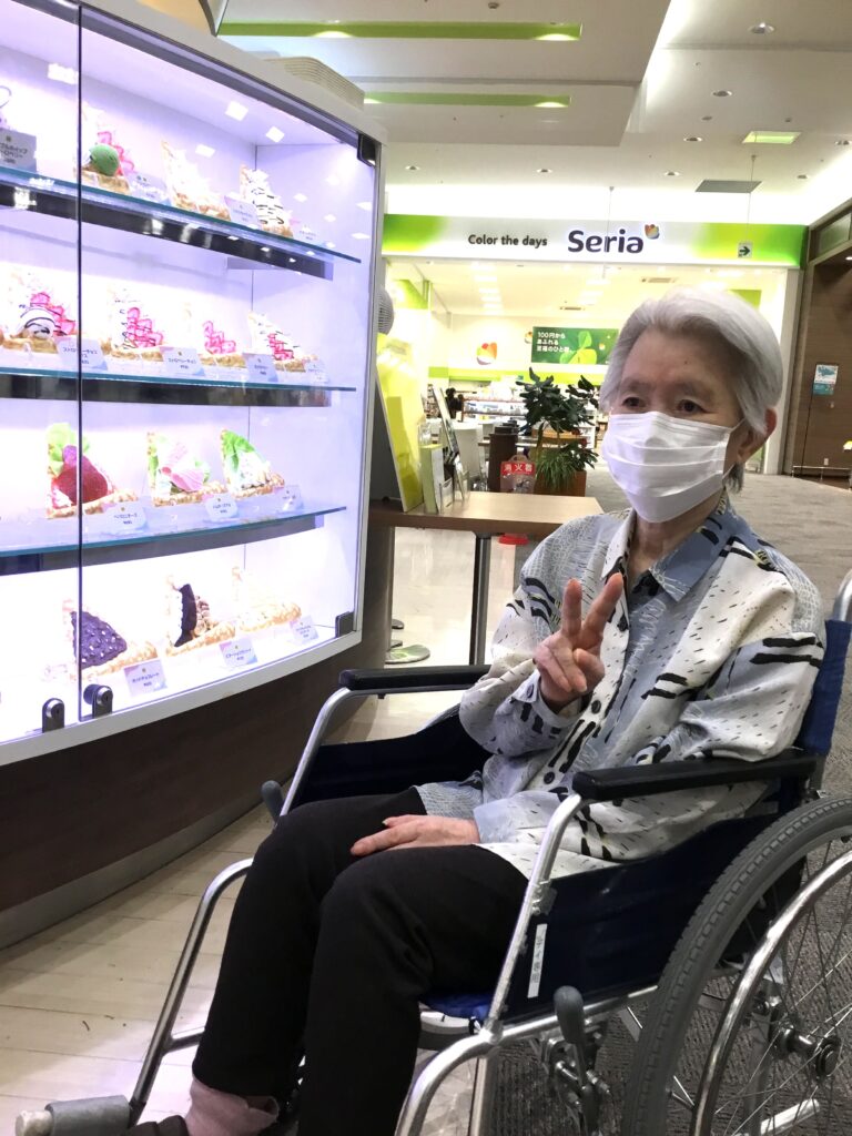 大型ショッピングセンターへお出かけ♪